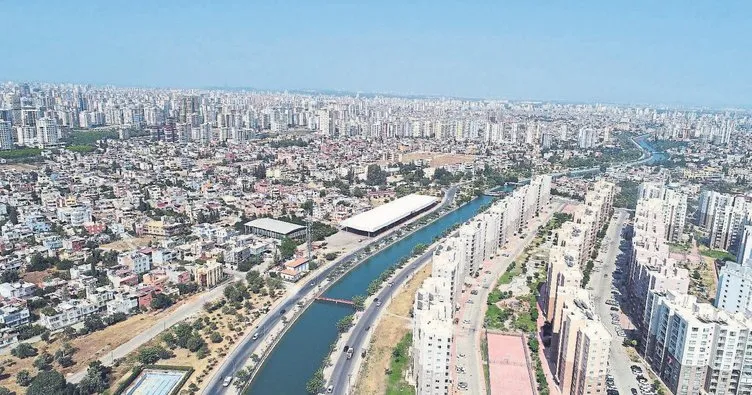 Adana’nın kanalları mikrop saçıyor
