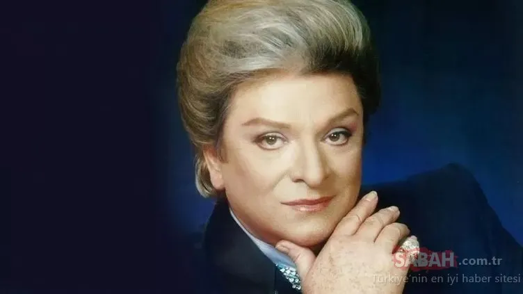 Zeki Müren’in halıları İtalya’da satışta! Görenler gözlerine inanamıyor...