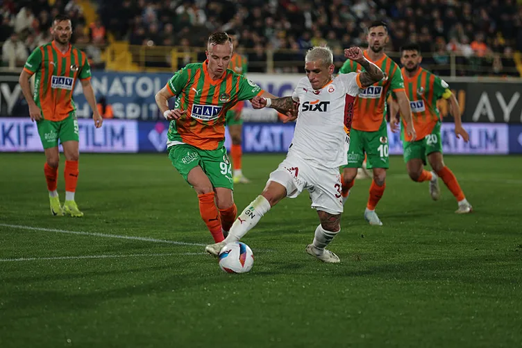 Son dakika Galatasaray haberi: Lucas Torreira için bomba transfer sözleri: Gelmek için can atıyor...