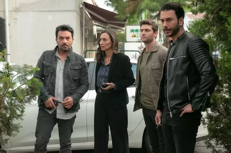 Arka Sokaklar 646. bölüm tek parça izle İZLE! Kanal D ile Arka Sokaklar son bölüm izle full kesintisiz