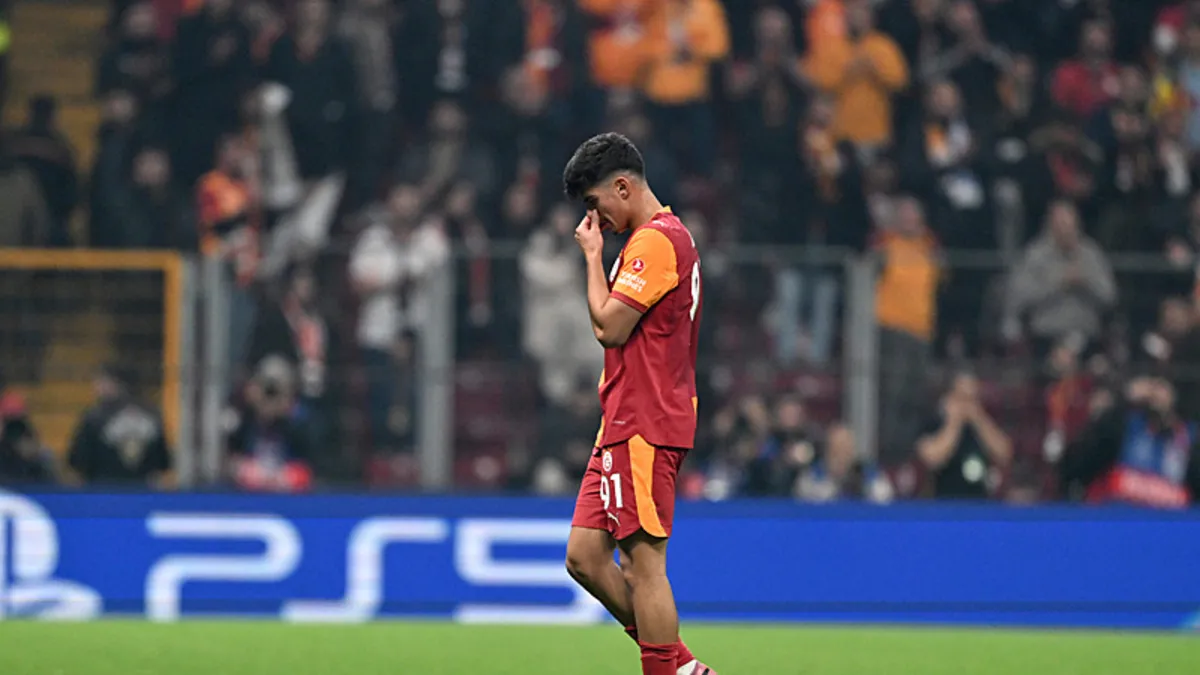 Galatasaray’ın Monaco mağlubiyeti sonrası olay yorum! “Kulübeye figüran yapılamaz” – Galeri Galatasaray’ın Monaco mağlubiyeti sonrası olay yorum! “Kulübeye figüran yapılamaz” – Galeri