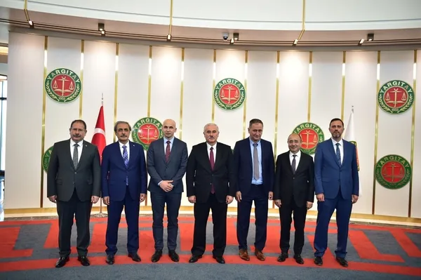 yargitay-baskani-akarca-bosna-hersek-heyetini-kabul-etti-1655834092163.jpeg
