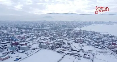 Ardahan’da Sibirya soğukları yerini kar yağışına bıraktı | Video