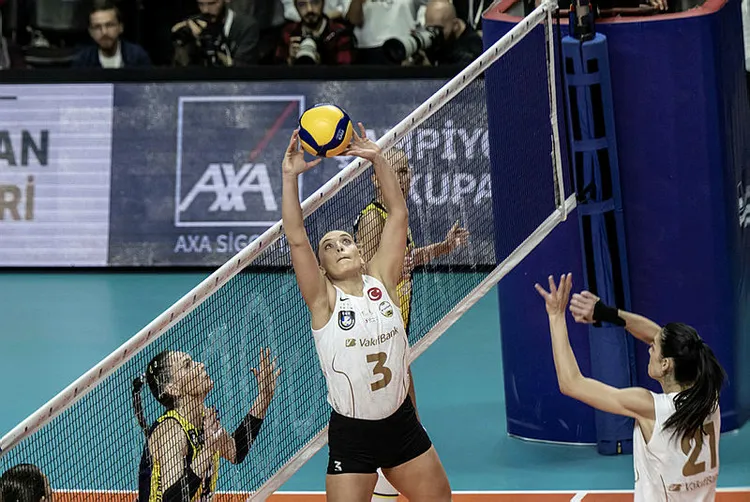 voleybol-kadinlar-sampiyonlar-kupasinda-sampiyon-vakifbank-1697050730934.jpg