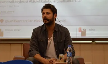 Ünlü oyuncu vefat haberini sahnede aldı!