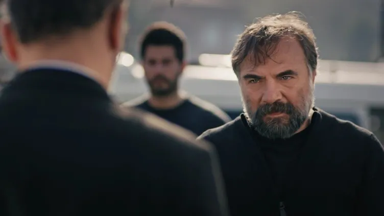 Eşkıya Dünyaya Hükümdar Olmaz 129.son bölüm yayınlandı - Tamamı tek parça olarak izleyebilirsiniz