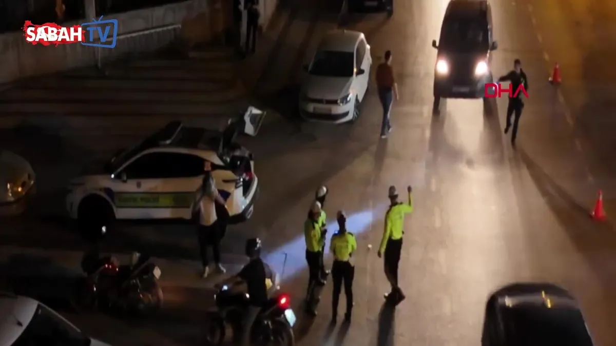 Bursa’da asayiş denetlemesinde aranan 4 şüpheli yakalandı | Video videosunu izle Bursa’da asayiş denetlemesinde aranan 4 şüpheli yakalandı | Video videosunu izle