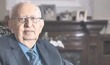 Hüsamettin Cindoruk hayatını kaybetti