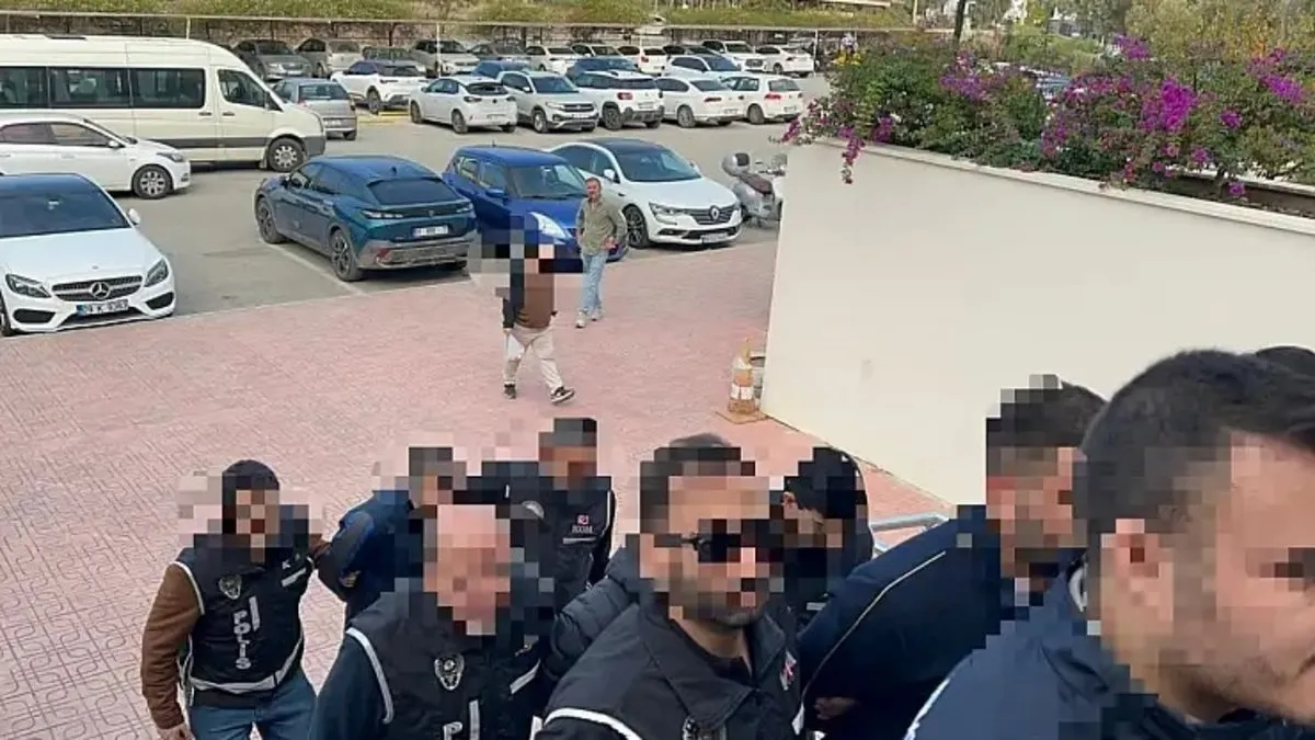 Bodrum’da suç örgütü operasyonu…10 şüpheli gözaltında Bodrum’da suç örgütü operasyonu…10 şüpheli gözaltında
