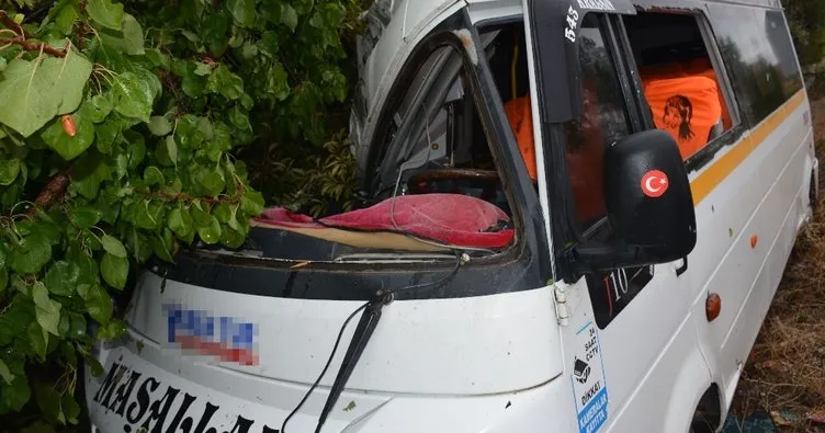 Tokat’ta öğrenci servisi kaza yaptı: 4 yaralı