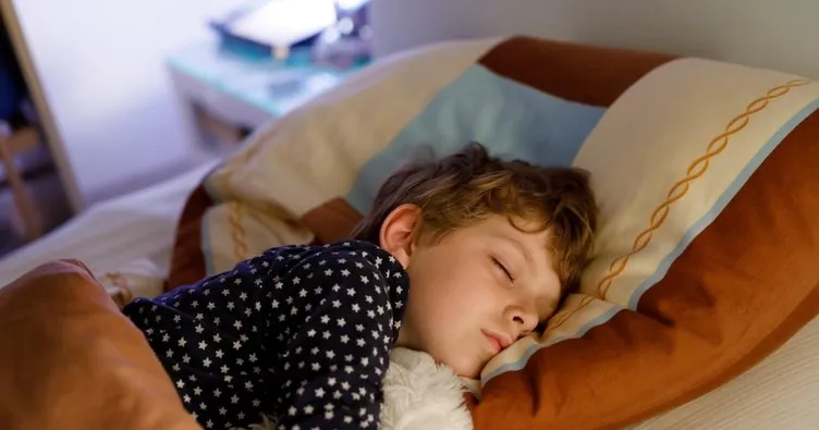 Tatilden okula geçişte çocuklarda uyku düzeni nasıl sağlanır?