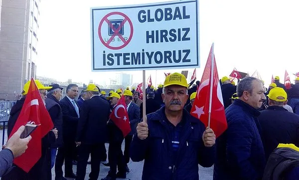 Taksicilerden UBER eylemi