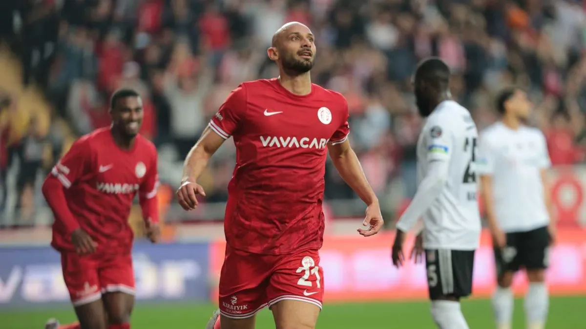 Milli futbolcu Ömer Toprak, kariyerini noktaladı Milli futbolcu Ömer Toprak, kariyerini noktaladı