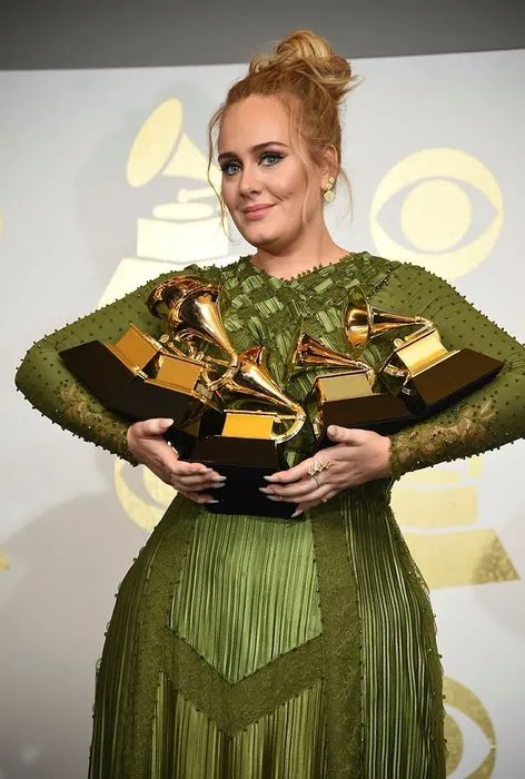 İngiliz şarkıcı Adele’in ’’büyük’’ sırrı ortaya çıktı!