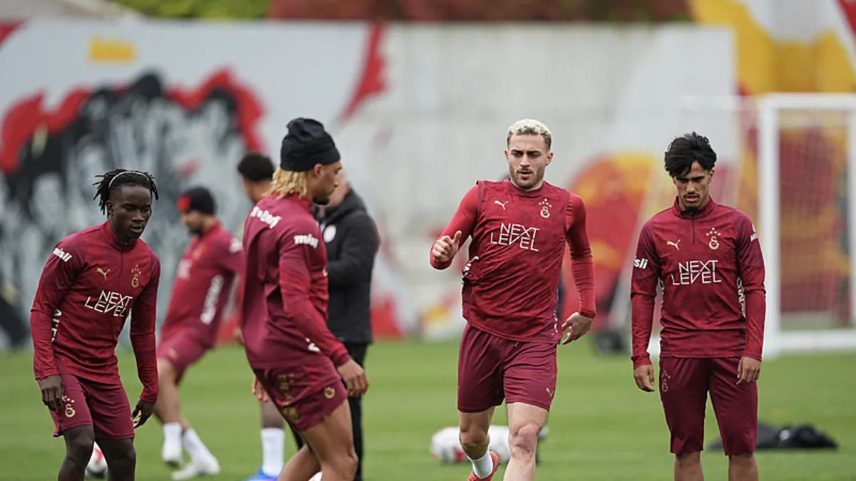 Galatasaray, Samsun'a 2 eksikle gitti!