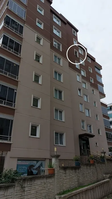 Kiralık daire tutmak için gittiği binanın 6. katından aşağı çakıldı: Mehmet Kır’dan geriye onlar kaldı!