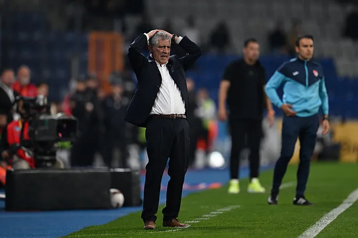 besiktas-fernando-santos-ile-devam-edecek-mi-tecrubeli-teknik-adamdan-flas-sozler-1712265202066.jpeg
