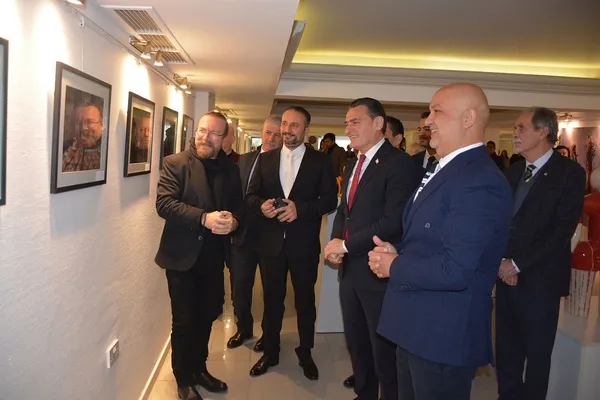 kibris-modern-sanat-muzesi-yeni-yila-iki-sergiyle-merhaba-dedi-1706602891968.jpg