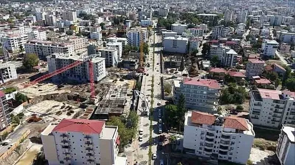 Vali Yılmaz inşaat alanında