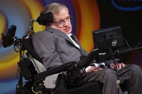 Stephen Hawking, Newton'ın yanına gömülecek