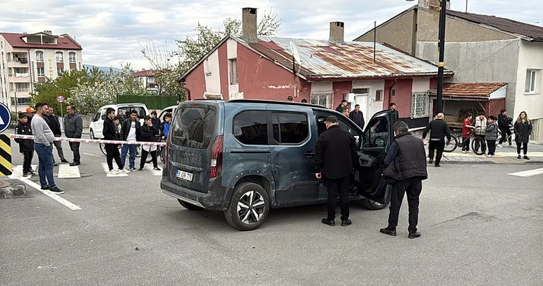 Sivas’ta iki aracın karıştığı kazada 7 kişi yaralandı