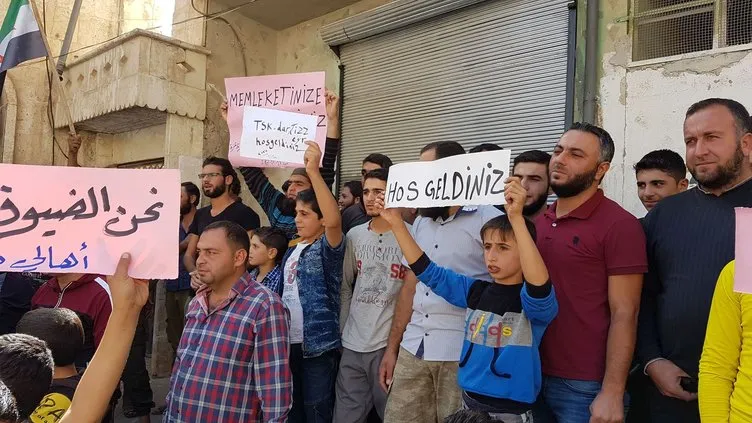 İdlib’de Türk askerine sevgi gösterileri sürüyor