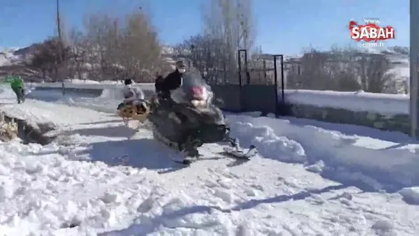Yollar kapalı olunca KOAH hastasına kar motoru ile ulaşıldı | Video