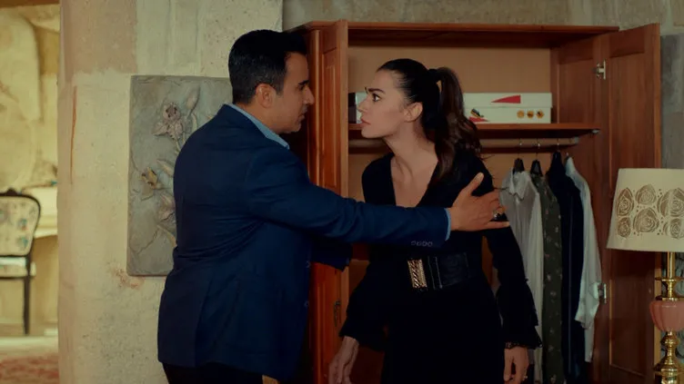 Aşk ve Mavi 44. son bölüm tamamı izle (tek parça olarak) İzle!