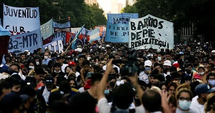 Arjantin’de halk IMF ile anlaşmayı protesto etti