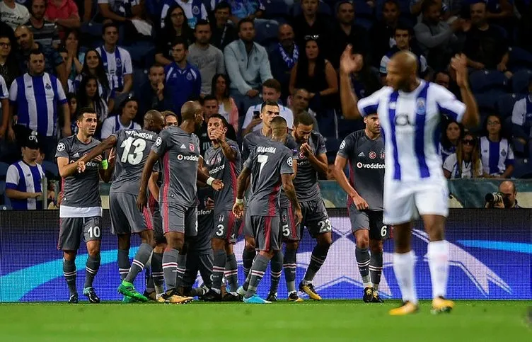 Porto-Beşiktaş maçından kareler