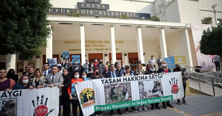 Hayvanseverlerden CHP’li başkana protesto