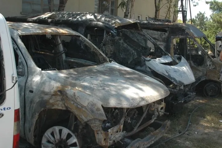 FETÖ'cü hainler 15 Temmuz gecesi polis araçlarını bu hale getirdi