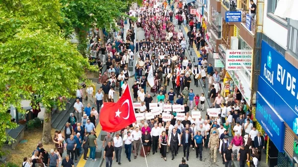 34-uluslararasi-akcaabat-muzik-ve-halk-oyunlari-festivali-tum-coskusuyla-devam-ediyor-1784383759663.jpg