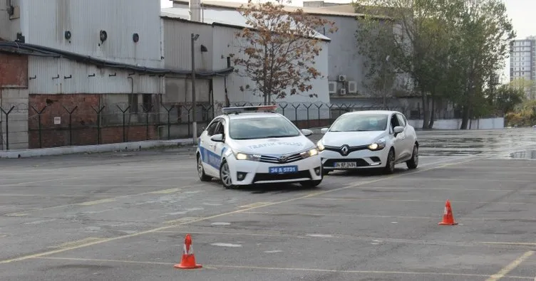 İstanbul polisinin nefes kesen sürüş eğitimi