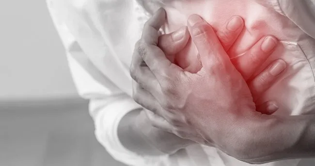 Kalp Krizinin Geldigini Nasil Anlariz Ve Kalp Krizi Aninda Neler Yapmaliyiz Iste Detaylar En Son Haber