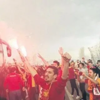 Şampiyon gibi! karşılandı
