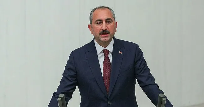 Bakan Gül’den darbe söylemlerine tepki: “Daha çok beklersiniz”