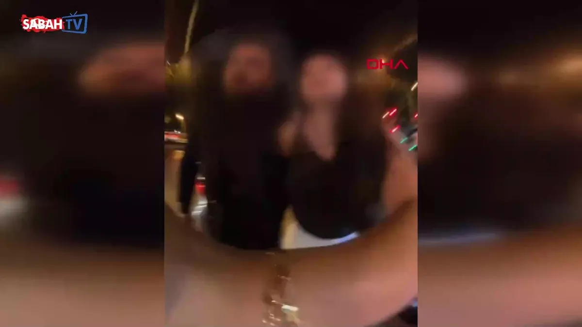 Aracından inip saldıran sürücüye 180 bin lira ceza! videosunu izle Aracından inip saldıran sürücüye 180 bin lira ceza! videosunu izle