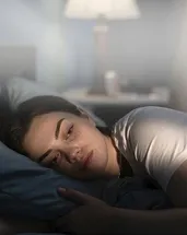 Gece yarısı uyanmak normal mi?