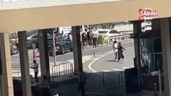 Mustafa Muhammed’e kaza şoku! Arkadaşı 2 milyonluk cipiyle adama çarptı | Video