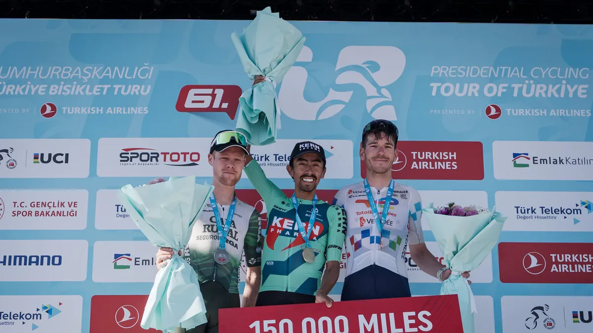 61. Cumhurbaşkanlığı Türkiye Bisiklet Turu’nun 3. etabında Sosa birinci oldu! 61. Cumhurbaşkanlığı Türkiye Bisiklet Turu’nun 3. etabında Sosa birinci oldu!