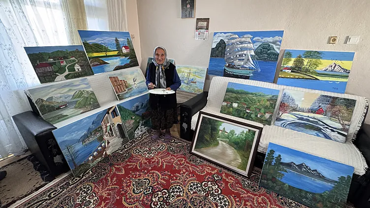 Ressam Bob Ross’tan etkilenip tuvalin karşısına geçti! 81 yaşında ikinci sergisine hazırlanıyor