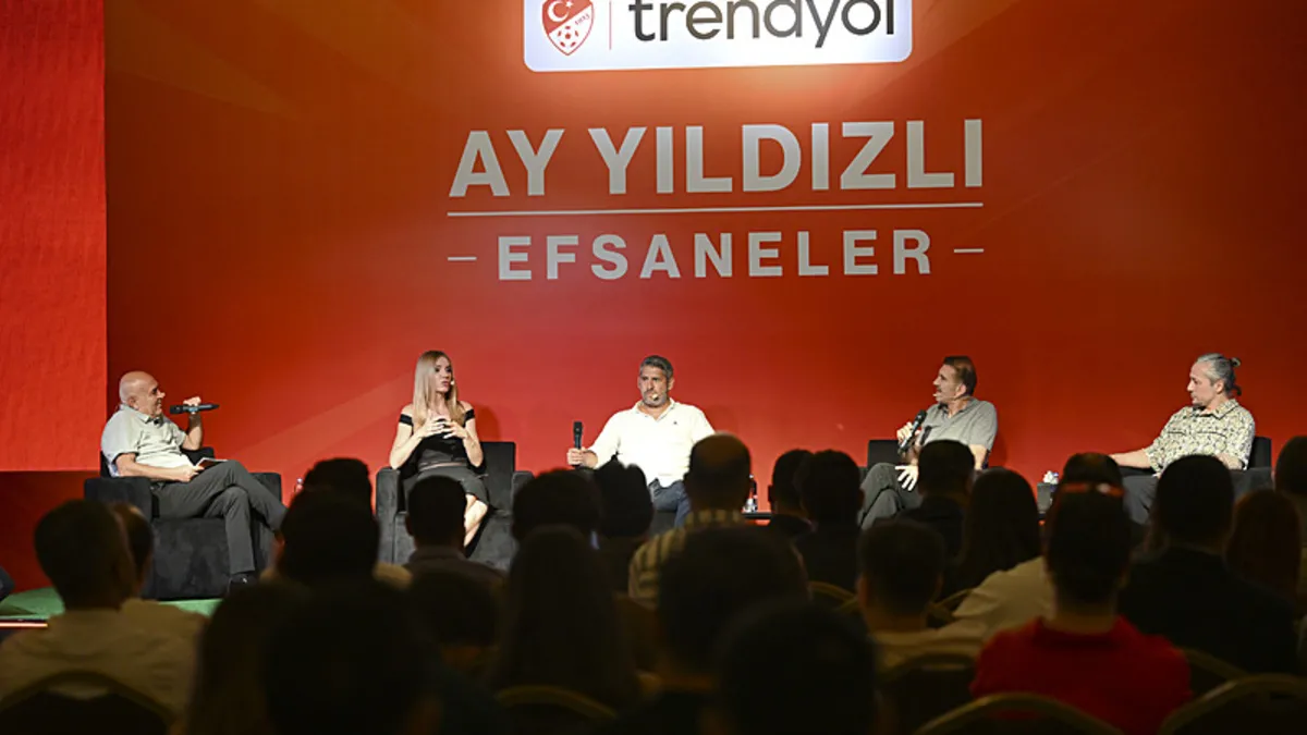 Rüştü Reçber, İlhan Mansız ve Ümit Davala Ankara'da sporseverlerle bir araya geldi.