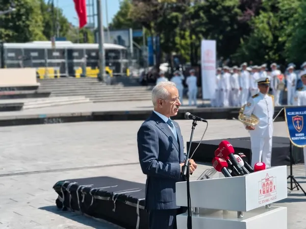 kabotaj-bayrami-besiktasta-kutlandi-1782897181716.jpg
