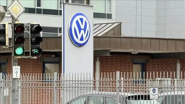 volkswagen-gelecek-planini-duyurdu-50-bin-kisi-isten-cikarilacak-1788472210021.jpeg Volkswagen 'Gelecek Planı'nı duyurdu: 50 bin çalışan işten çıkarılacak!
