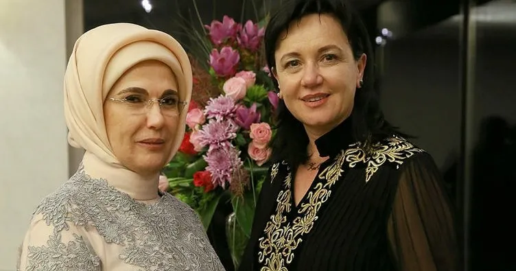 Emine Erdoğan Arnavutluk Başbakanının eşi Linda Rama ile görüştü
