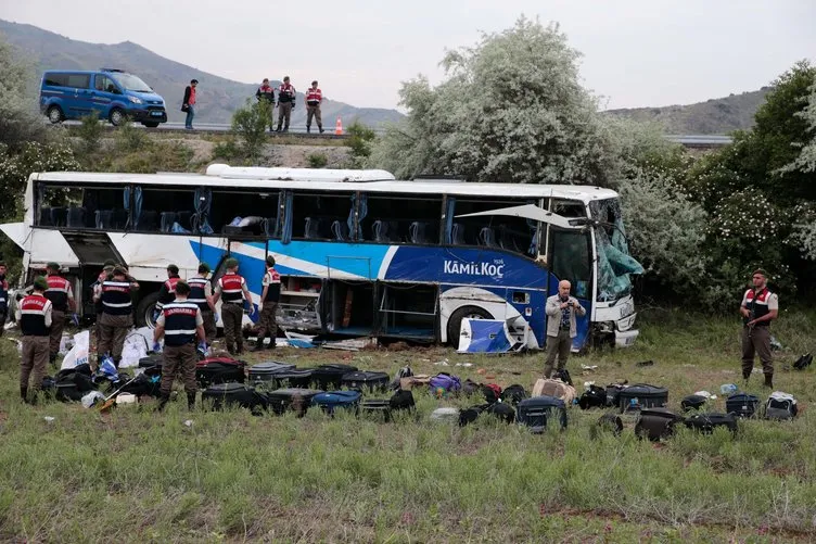 Ankara’da yolcu otobüsü devrildi: 8 ölü, 34 yaralı