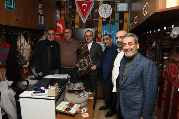 yikmiyor-yapiyor-durmuyor-kosuyoruz-1671269213549.jpg