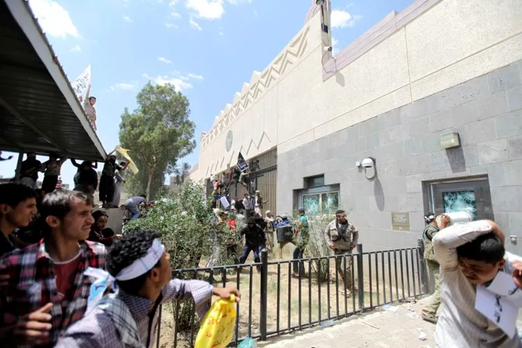 Yemen’de ABD Büyükelçiliği’ne saldırı