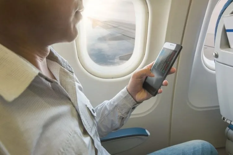 Uçakta cep telefonu neden kapatılmalı?